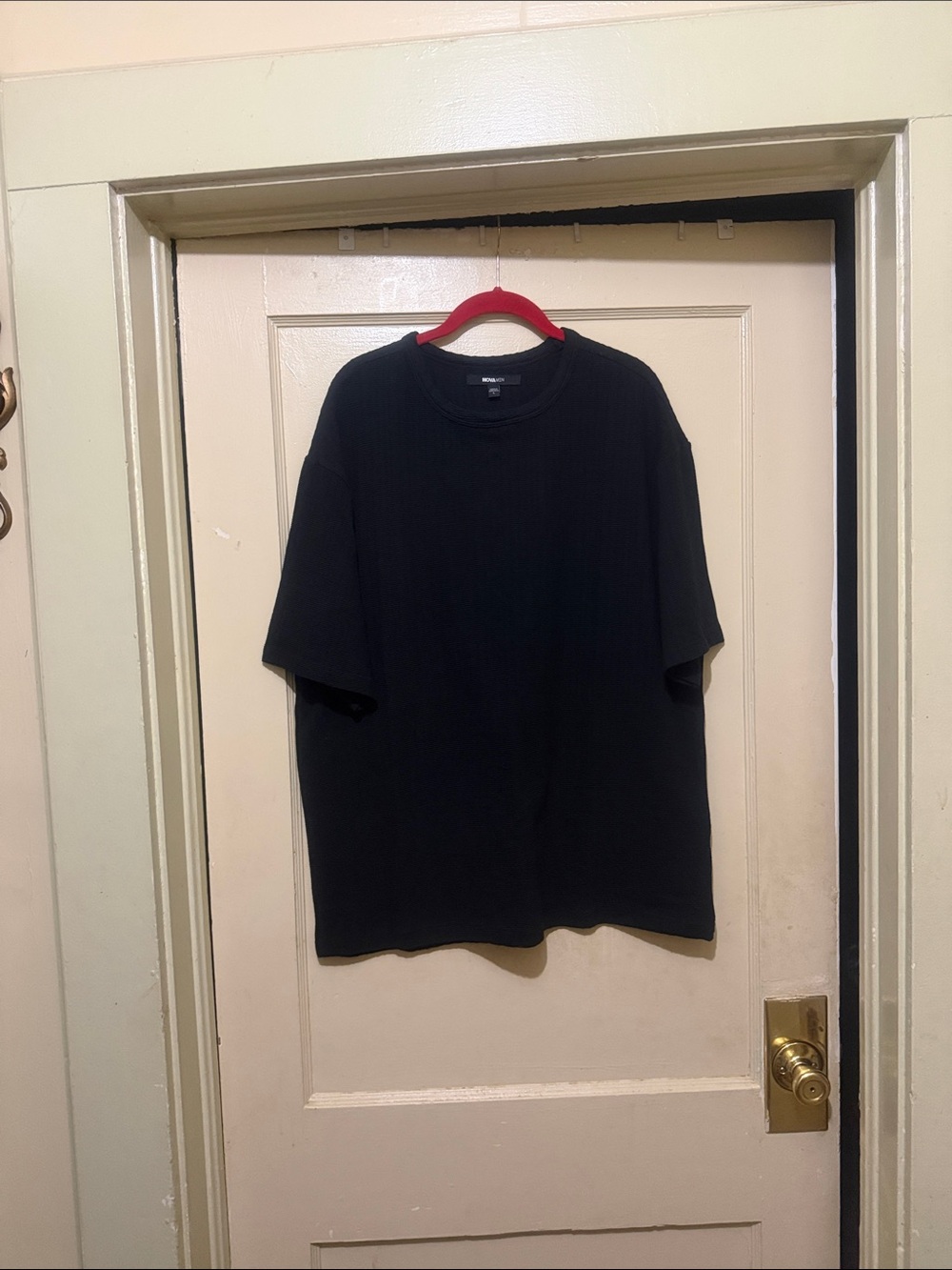 Men's Short-Sleeve Crewneck Tee in Black
